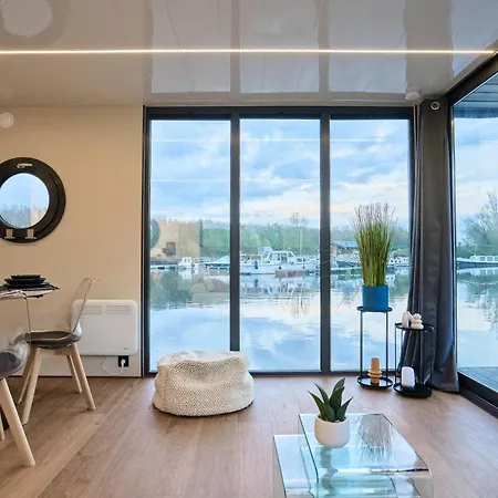 Botel Boat'n Flandres - Houseboat Rooftop Proche Lille