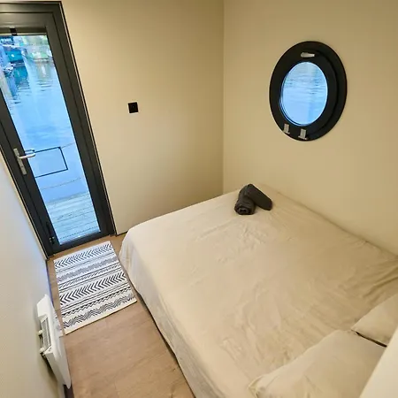 Botel Boat'n Flandres - Houseboat Rooftop Proche Lille Deulemont